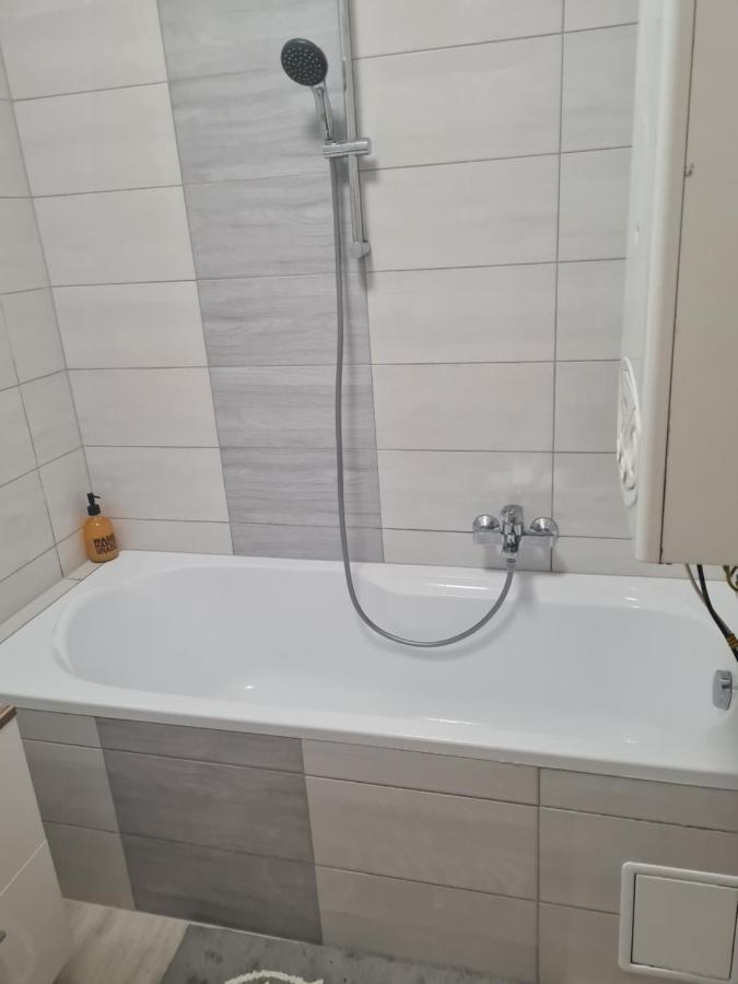 Urban Apartman Διαμέρισμα Μίσκολτς Εξωτερικό φωτογραφία